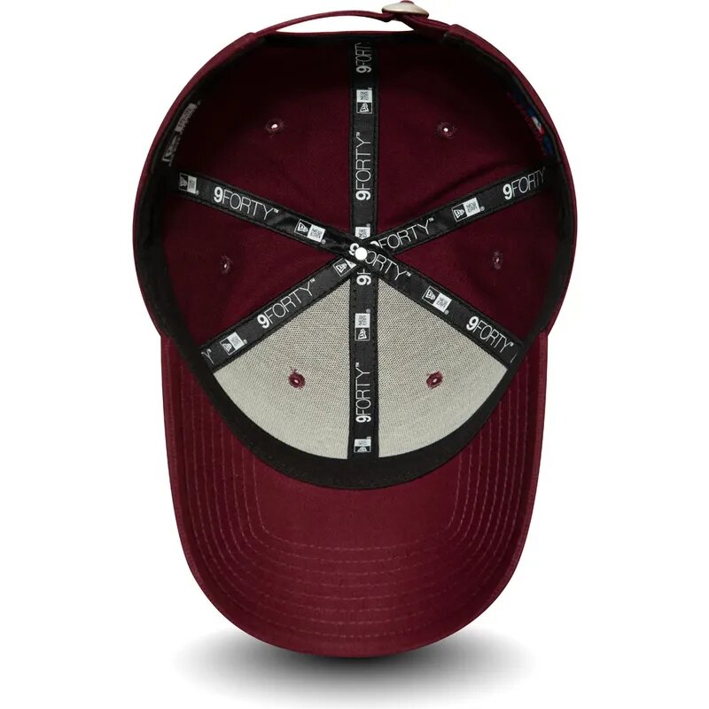 Casquette courbée grenat ajustable avec logo noir New York N: 00323
