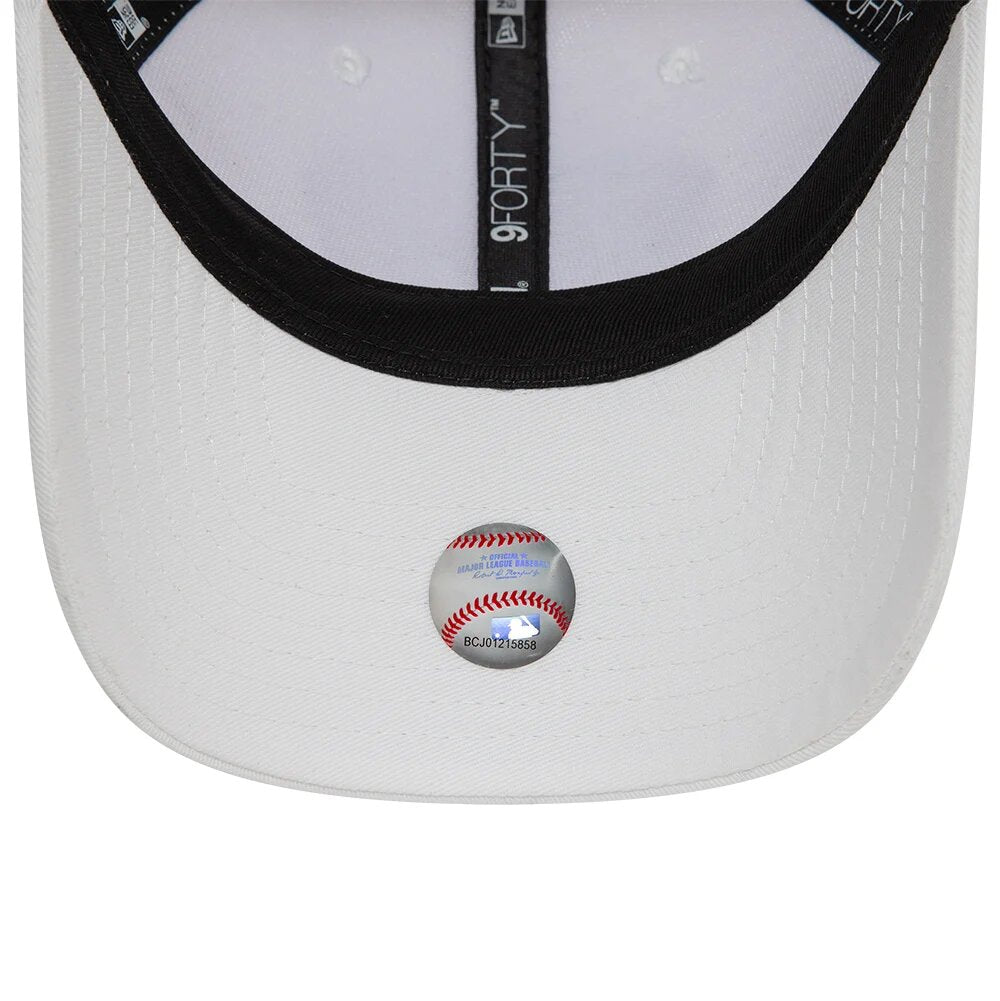 LA Dodgers League Essential White 9FORTY Adjustable Cap N: 00126
