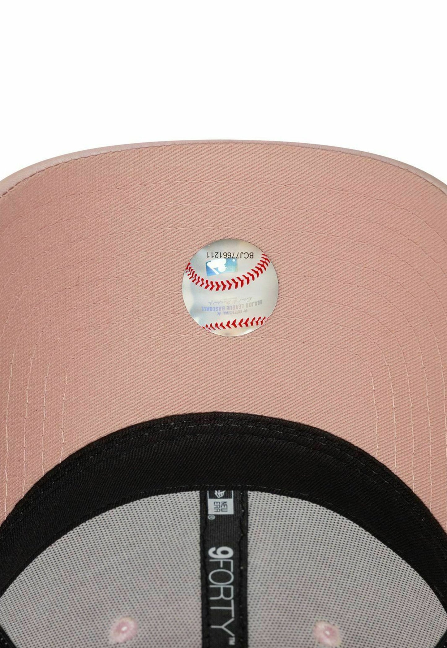 New Era 9FORT NEW YORK YANKEES Satin - Cap - rose N: 00313