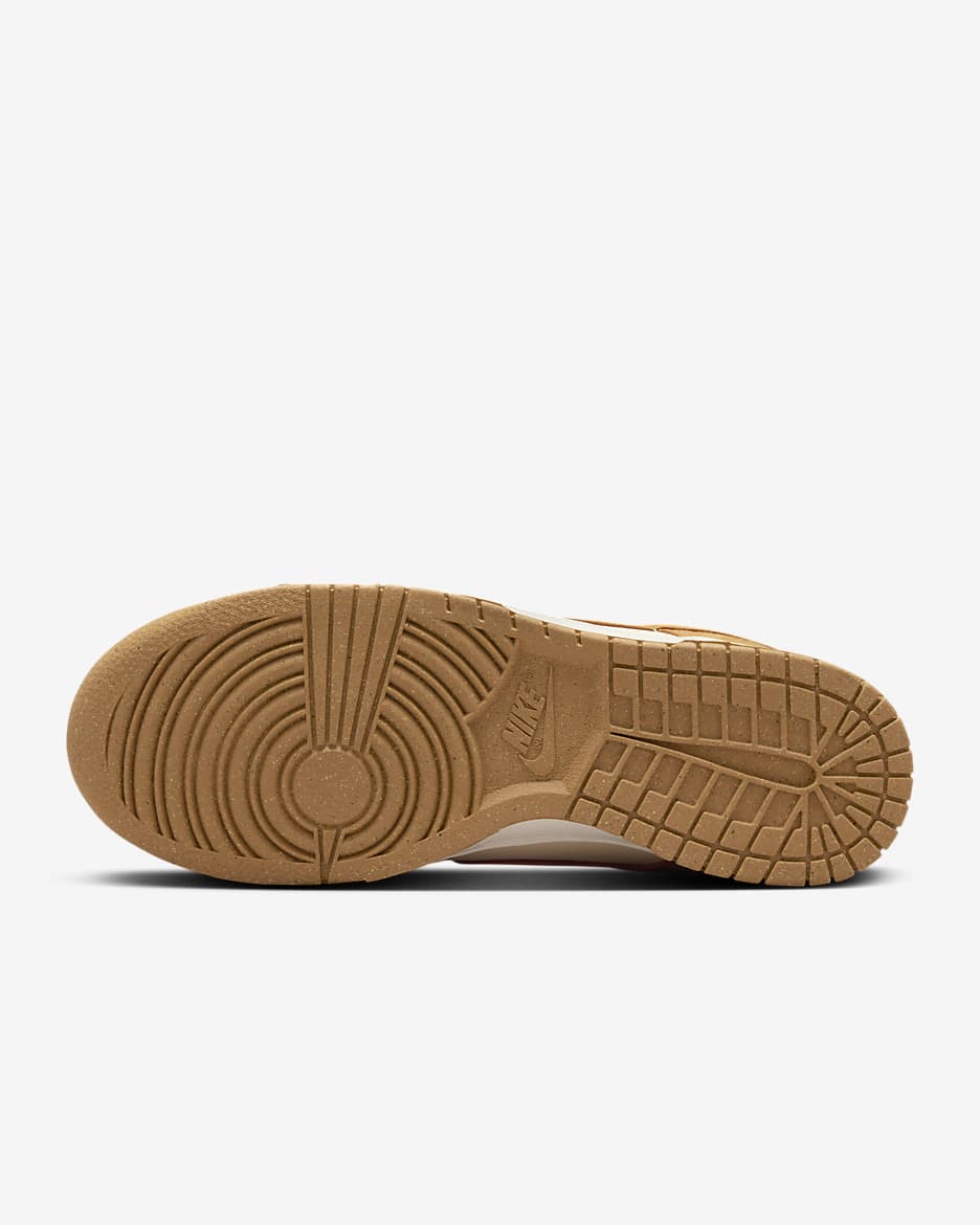 Nike
Dunk Low Next Nature sneakers