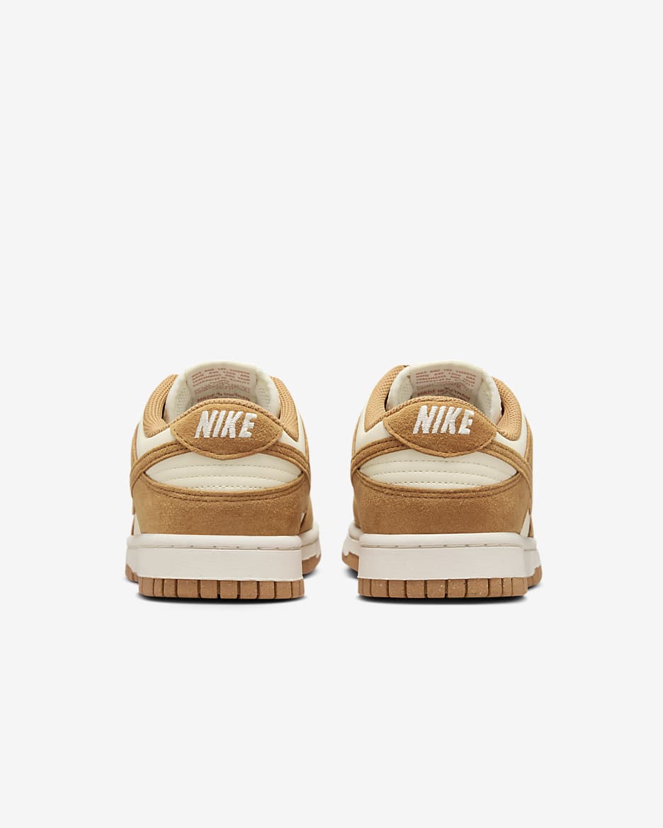 Nike
Dunk Low Next Nature sneakers