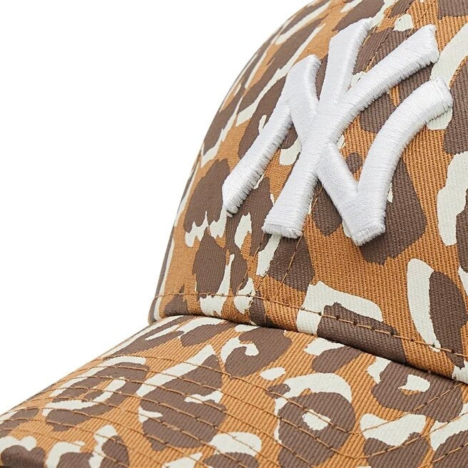 New York Yankees Leopard Print 9Forty