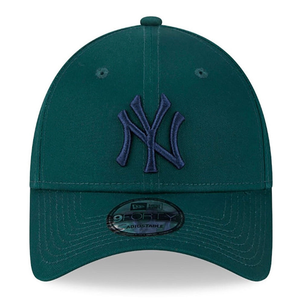 New York Yankees League Essential Green 9FORTY Adjustable Cap