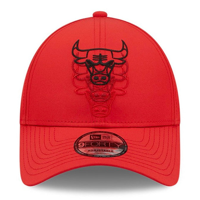 Casquette Réglable 9FORTY Chicago Bulls Stacked Logo Rouge