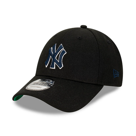 New York Yankees Black Classic Black 9FORTY Adjustable Cap