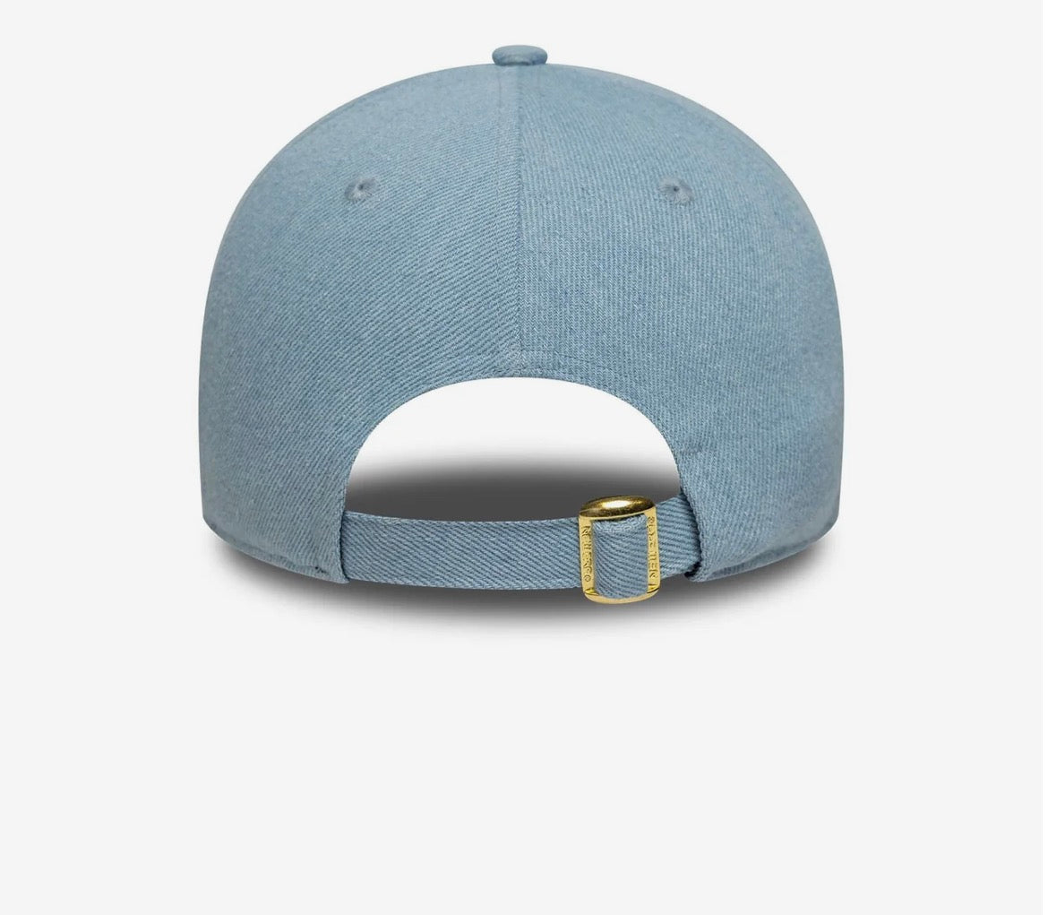 LA Dodgers MLB Yarn Floral Light Blue 9FORTY Adjustable Cap