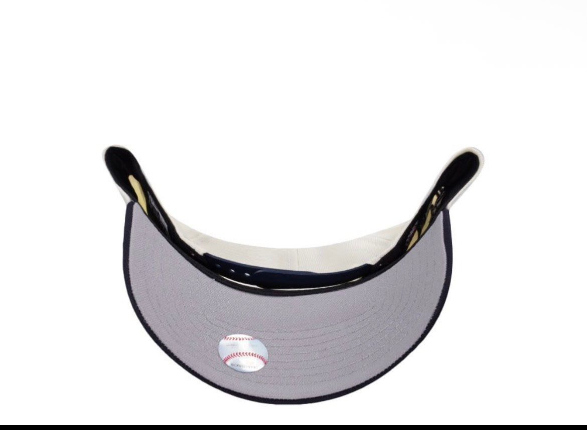 NEW ERA BOSTON RED SOX SCRIPT CHROME TWO TONE EDITION 9FORTY A FRAME SNAPBACK HAT New Era N: 00749