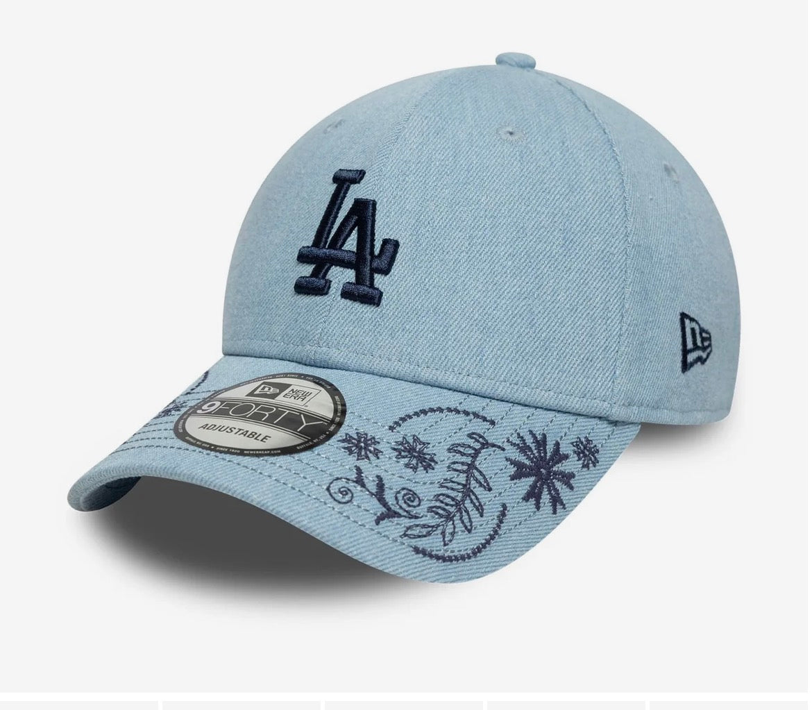 LA Dodgers MLB Yarn Floral Light Blue 9FORTY Adjustable Cap