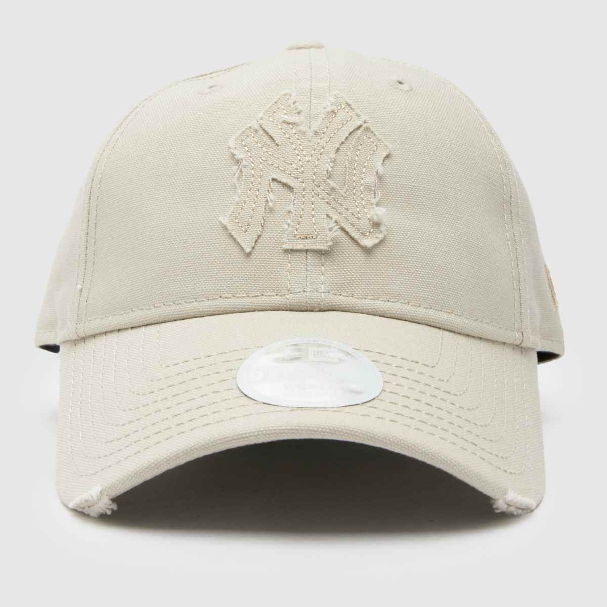 New York Yankees Womens Distressed Light Beige 9TWENTY Adjustable Cap