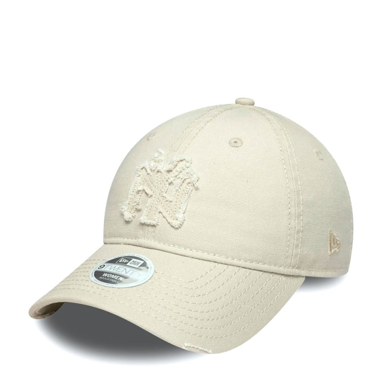 New York Yankees Womens Distressed Light Beige 9TWENTY Adjustable Cap