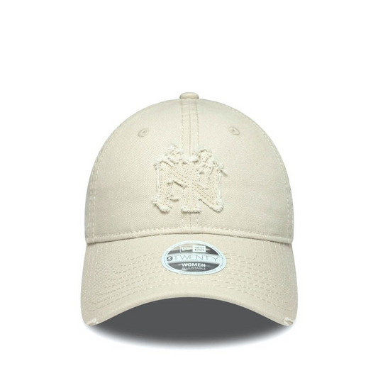 New York Yankees Womens Distressed Light Beige 9TWENTY Adjustable Cap