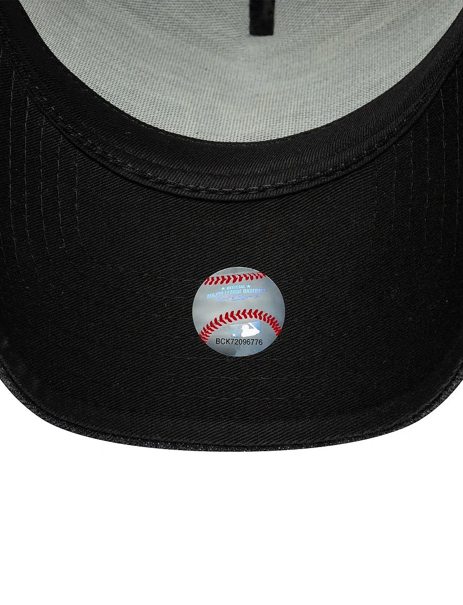 New York Yankees MLB Denim Washed 9FORTY A-Frame Snapback