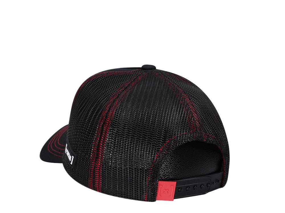 CAPSLAB SUPER MARIO
TRUCKER SNAPBACK HAT