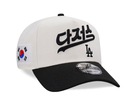 NEW ERA LOS ANGELES DODGERS KOREA CHROME TWO TONE EDITION 9FORTY A FRAME SNAPBACK CASQUETTE
 New Era N: 00683