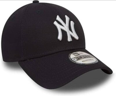 New Era 9Forty Adjustable Strapback Cap N: 00308