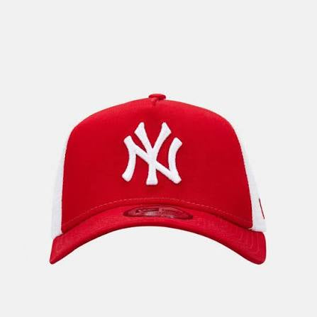 Cap New Era League Essential 9FORTY EF Trucker New York Yankees Red White N: 00322