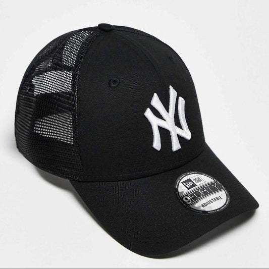 New Era NY Yankees 9forty trucker cap in black N: 00818