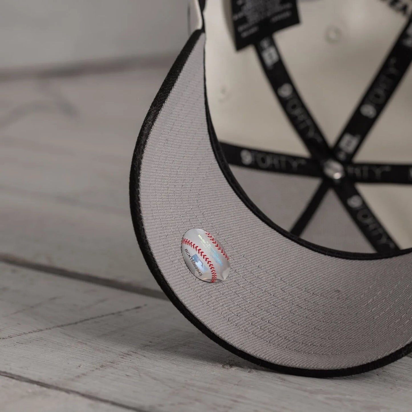 NEW ERA 9FORTY A-FRAME MLB CHICAGO WHITE SOX FOREVER & EVER TWO TONE / GREY UV SNAPBACK CAP N: 00733